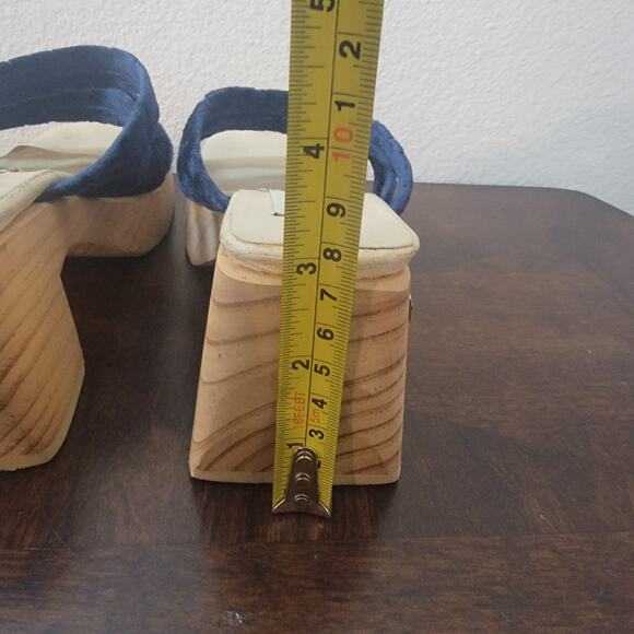 Vintage Y2K Guess Platform Velvet Strappy Wooden Block Heels Sz 6 Retro - Picture 8 of 13